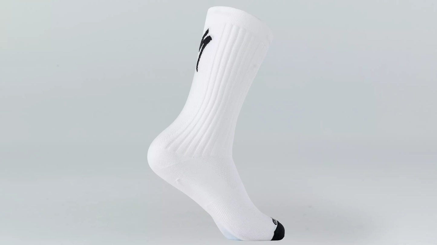 Hydrogen Aero Tall Road Socks