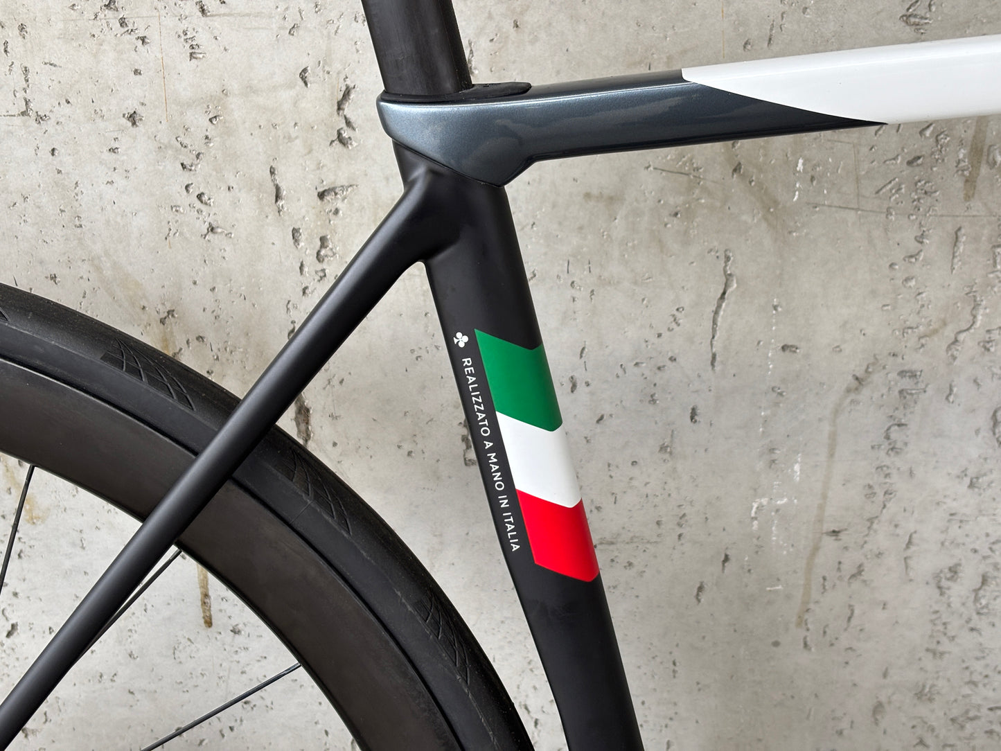 Colnago C68 Custom Bike Dura-Ace ENVE Foundation 45
