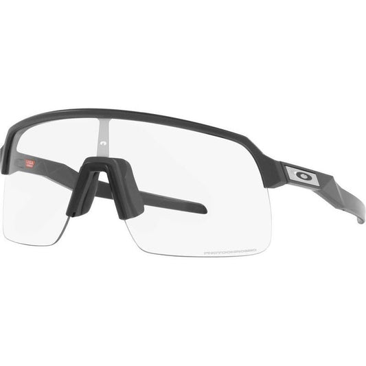 OAKLEY SUTRO LITE MATTE CARBON W/ CLEAR PHOTOHROMIC